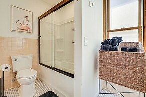 Saint Paul Vacation Rental Near Shopping & Dining!