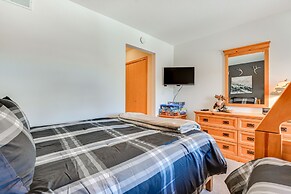 Fantastic Fraser Condo: Year-round Family Getaway