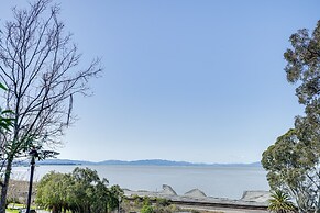 Luxe Bay View Home Near SF, Berkley & Napa Valley