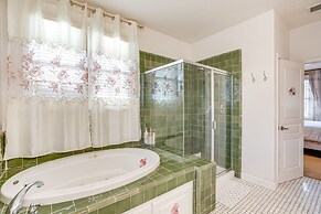 Luxe Bay View Home Near SF, Berkley & Napa Valley
