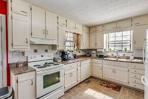 Furnished Deck & Fire Pit: Greeneville Home!