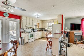 Furnished Deck & Fire Pit: Greeneville Home!