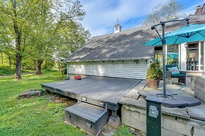 Saugerties Farmhouse: Sauna & Countryside Views