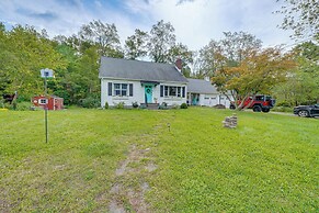 Saugerties Farmhouse: Sauna & Countryside Views