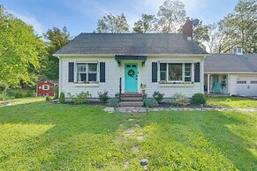 Saugerties Farmhouse: Sauna & Countryside Views