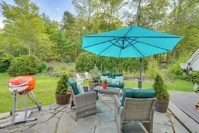 Saugerties Farmhouse: Sauna & Countryside Views