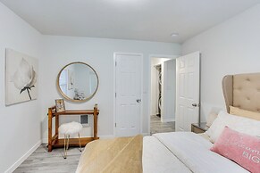 Charming Auburn Home: 15 Mi to Downtown Tacoma!