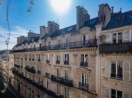 Paris Haussmann Elegant Residence