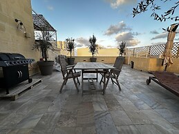 Ta' Pinu Spa Suite - Luxury Heritage Living