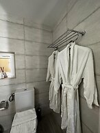 Ta' Pinu Spa Suite - Luxury Heritage Living