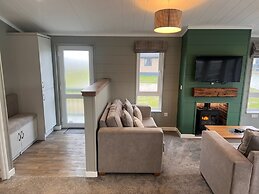 Brackenborough Lakes Resort