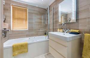 Brackenborough Lakes Resort