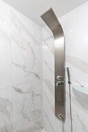 Achatis Apartments with sea view