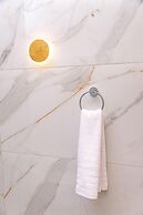 Achatis Apartments with sea view