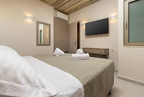 Achatis Apartments with sea view