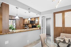 Biscayne Bay Poolside Oasis