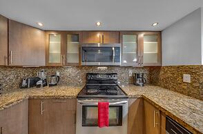 Biscayne Bay Poolside Oasis