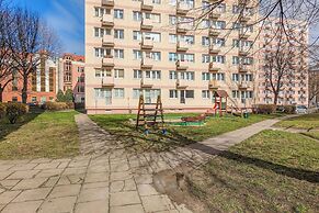 Długie Ogrody Apartment by Renters