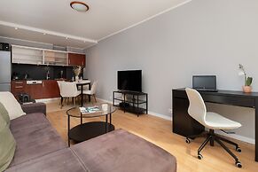 Długie Ogrody Apartment by Renters