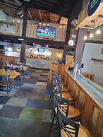 Whitecap Mountains Resort