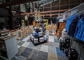 Whitecap Mountains Resort