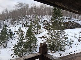 Whitecap Mountains Resort