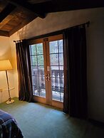 Whitecap Mountains Resort