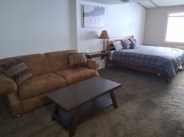 Whitecap Mountains Resort