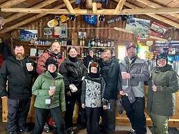 Whitecap Mountains Resort