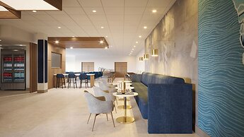 Holiday Inn Express Corpus Christi Beachfront by IHG