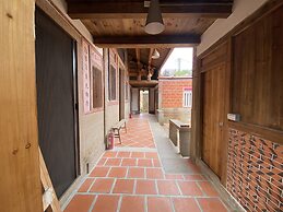 Sunshine music Traditional guest house