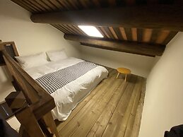 Sunshine music Traditional guest house