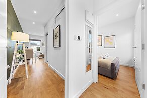 Stunning 1 Bed Apartment Near Heathrow London