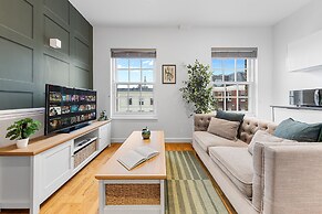 Stunning 1 Bed Apartment Near Heathrow London