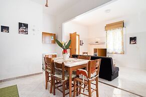 Villa Immersed in Relaxation 500 Metres From the Sea