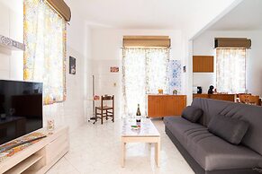 Villa Immersed in Relaxation 500 Metres From the Sea