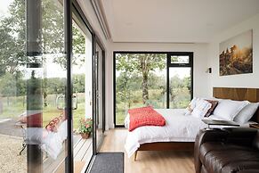 Luxury Waterfront Self-Catering Cabins