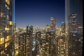 Melbourne Square Apartments