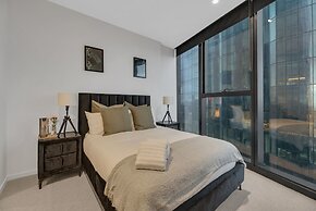 Melbourne Square Apartments