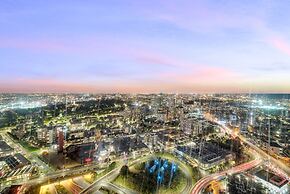 Melbourne Square Apartments