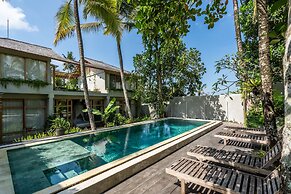 Ubud Terrace by Betterplace