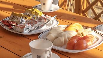 Gyeongju Gampo Byeolbit Hanok Pension