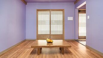 Gyeongju Gampo Byeolbit Hanok Pension