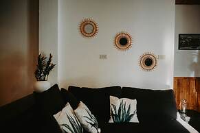 Everyday Sunday Hotel Cafe