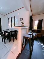 Everyday Sunday Hotel Cafe