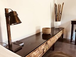 Everyday Sunday Hotel Cafe