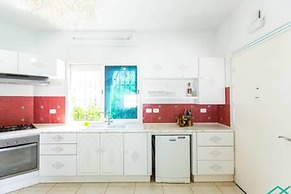 Dar Barsha Beach Front White Sand and Happiness