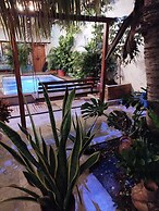 Beach House In La Boquilla Facing the Sea With Air Conditioning and Wi