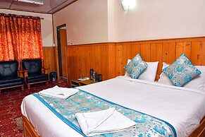 Rufina Royal Lachung