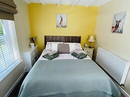Cherry Bungalow Guesthouse